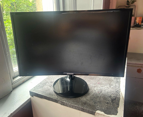 Samsung syncmaster 24in - syncmaster, curved