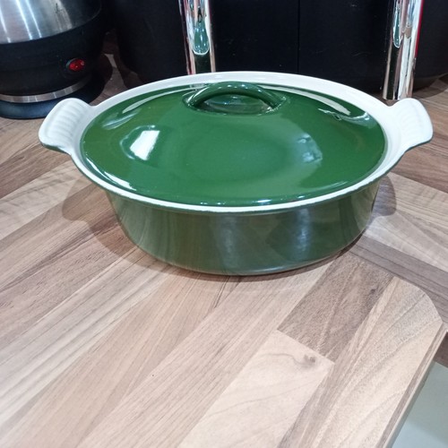 Creuset 22cm dark green - 22cm,