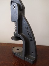 C.S. Osborne W-1 Professional Button Covering Lever  Press Machine (CS Osborne)