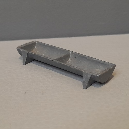 Vintage lead toy trough farm - toy,
