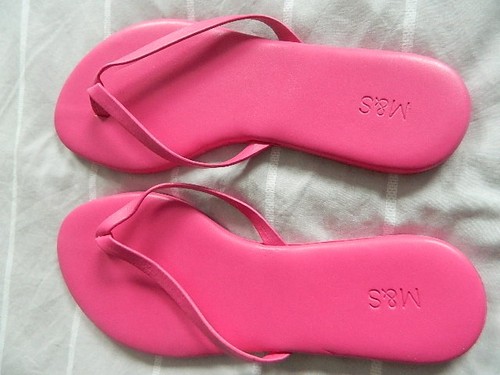 Ladies pink toe post - m&s,