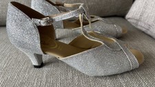 Ladies Sun Dance ballroom silver dance shoes size 5.5 Brand New 