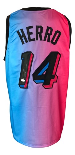 Tyler herro miami signed - herro,