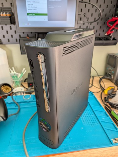 Xbox360 elite console 120gb - console,