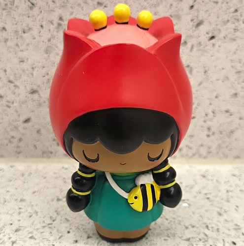 Momiji bee girl - bee, figurine
