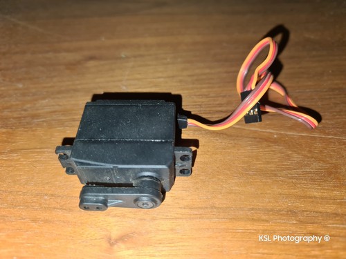 Car servo plastic cased - rc,