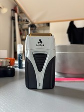 Andis ProFoil Lithium Plus Shaver (TS-2) for barber, hairdresser, stylist