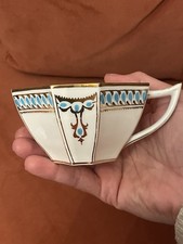 Shelley Queen Anne Design