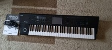 Korg M50 - 61-Key Synthesizer Workstation - Excellent condition original box