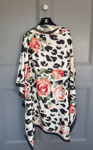 Black arty print flower - , rose