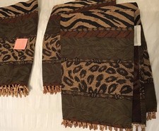 Set Of 3 Valances With Wood