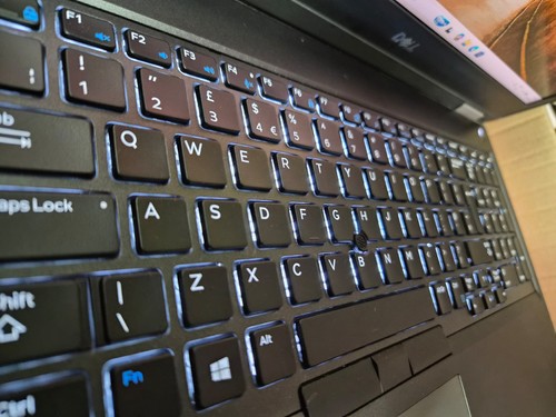 Dell gaming laptop - 4k,