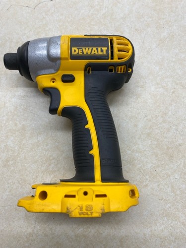 Dewalt dc825 18v - 18v, 1/4"