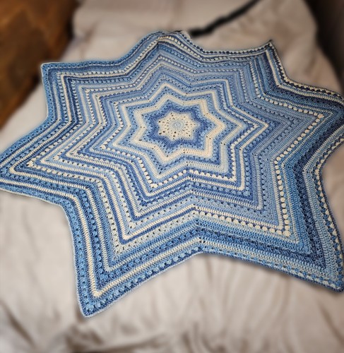 Crochet blankets hand made - , /