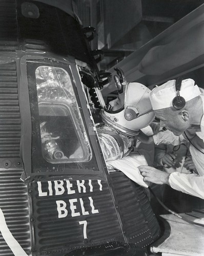 John glenn helps astronaut gus - helps,