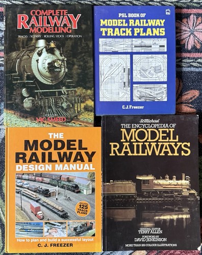 Vintage model railway - vintage, books