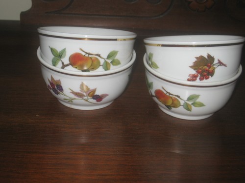 Royal worcester gold evesham - royal,
