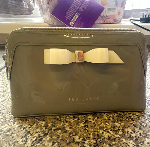 Ted baker grey make bag - make-up,