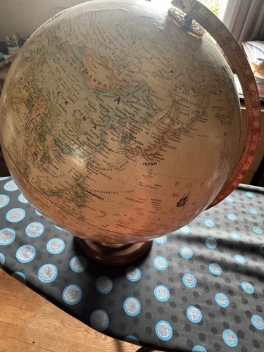 Tabletop world globe - globe, with