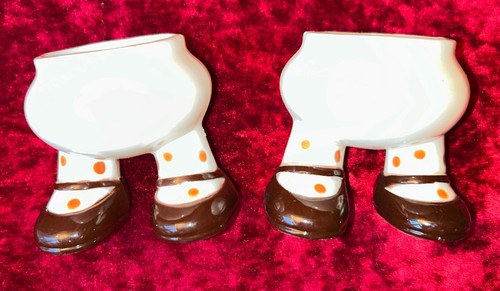 Vintage novelty plastic - x,