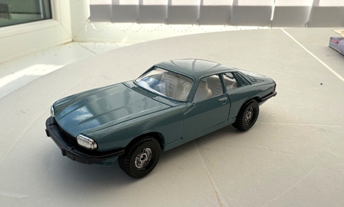 Corgi mobil jaguar - xjs, blue