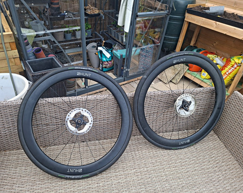 Hunt 700c carbon clincher - hunt,