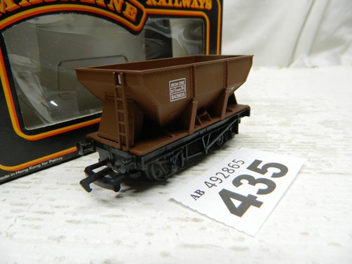 Mainline gauge 24ton hopper - gauge,