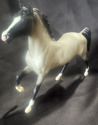 Classic breyer horse 641 blue - 641,
