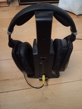 Sennheiser TR195 Wireless Transmitter/Charger W/ HDR195 Headphone & Power Supply