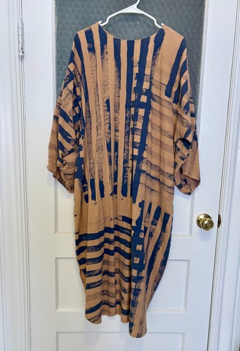 State the label dart dress - dart,