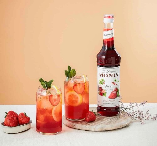 Monin strawberry syrup 700ml - monin,