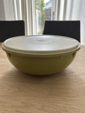 Tupperware Vintage Large Round Green Mixing Bowl Salad Bowl With Lid 31cm Diam