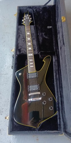 Electric guitar ibanez ic400 - guitar,
