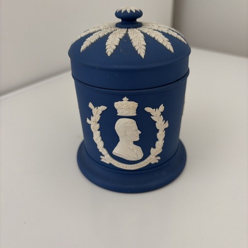 Vintage wedgwood royal blue - vintage,