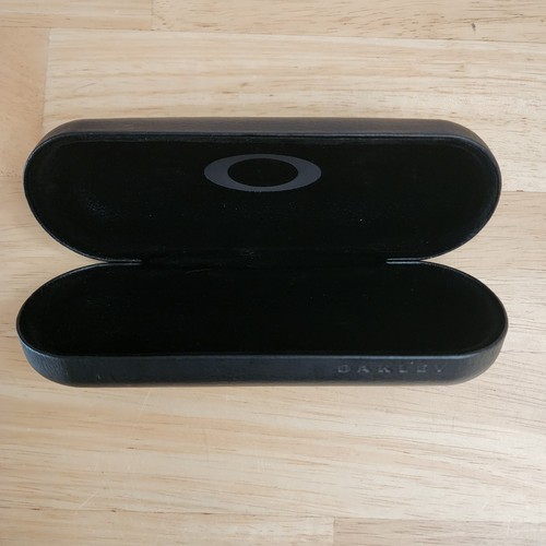Oakley eye glass case black - glass,