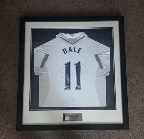 Gareth bale signed - bale,