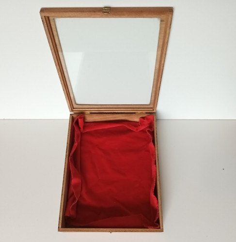 Small vintage table top - table,