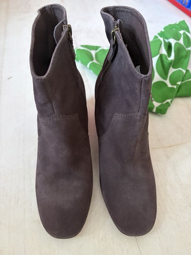 Boden real suede - suede, books
