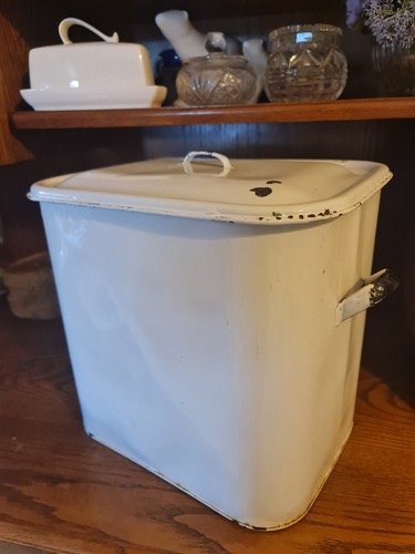 Vintage enamel bread flour - vintage,