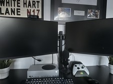 21.5" Dual Monitor Bundle