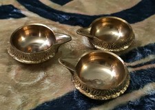 3Lovely Brass Oil Lamp Kuber