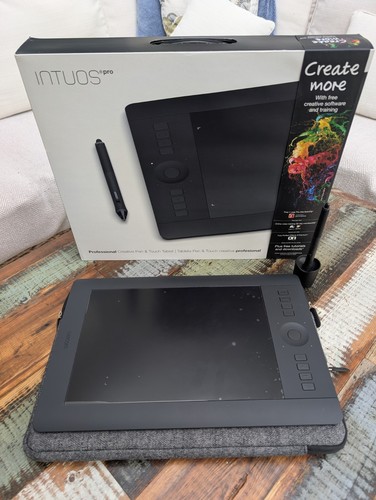 Wacom intuos pro - wacom,