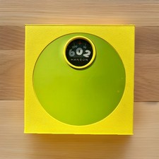 Vintage Yellow & Green Hanson