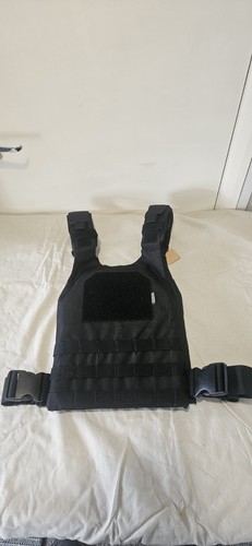 One tigris body armour - one, carrier