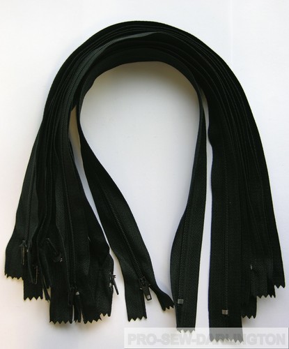 Black nylon cushion zips - black,