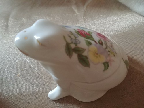 Vintage wildtudor bone china - vintage,