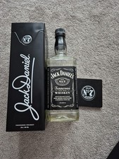 Jack Daniels Metal Tin & 175cl