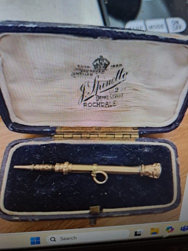 Antique 9ct gold collectable