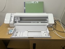 Silhouette Cameo 4 Cutting