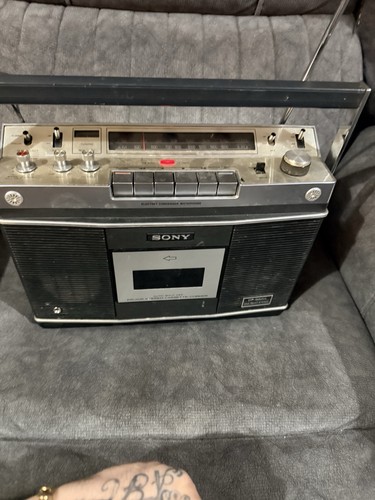 Sony 550a am - sony, fm/am
